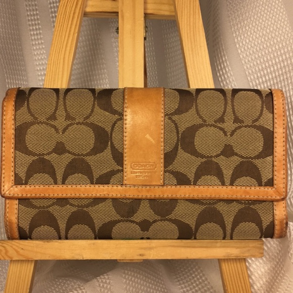 Coach leather/monogrammed canvas iconic wallet